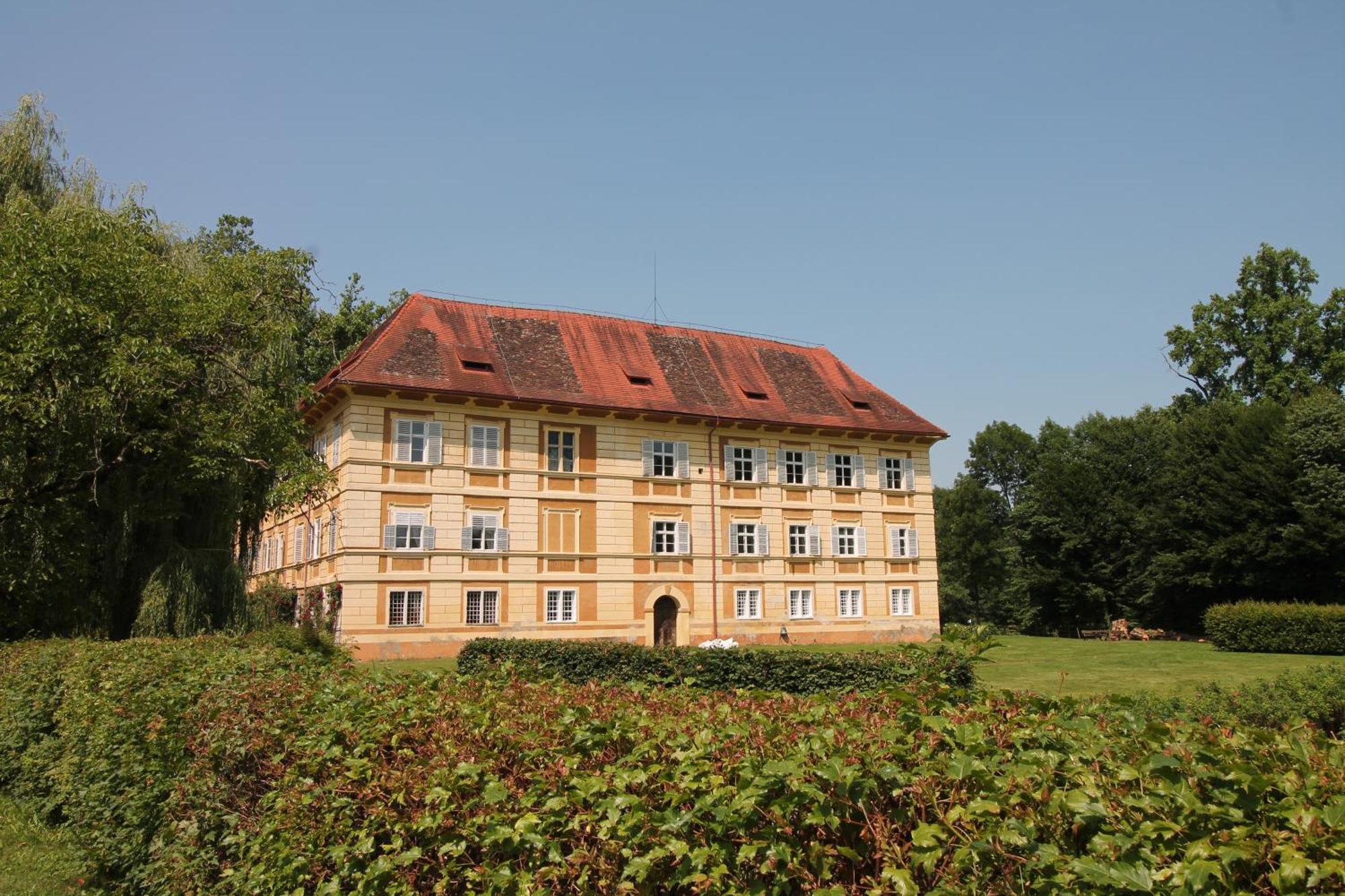 Schloss Frauenthal Apartment Deutschlandsberg Exterior photo