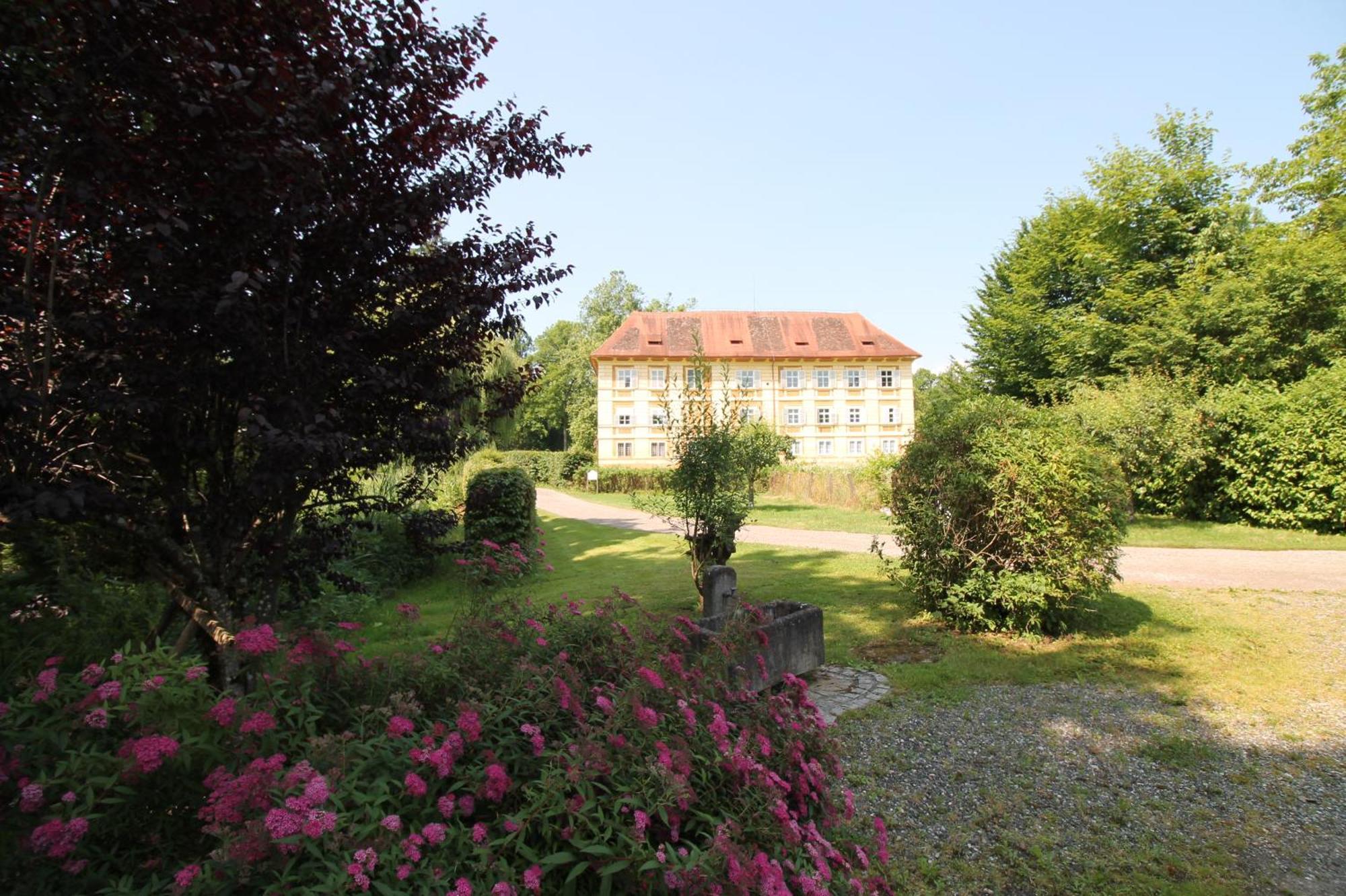 Schloss Frauenthal Apartment Deutschlandsberg Exterior photo